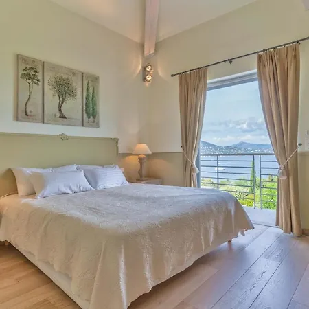 Luce Villa Gassin